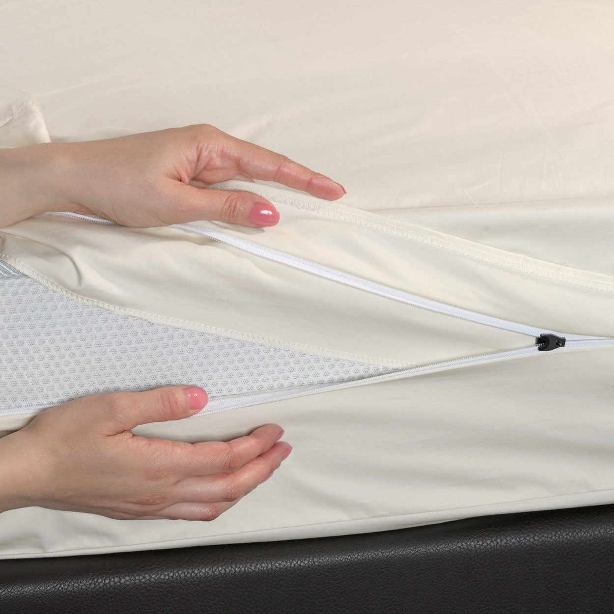 Softsan® Encasing für Boxspring Matratzen aus Bio Baumwolle | Schutzbezug für Allergiker