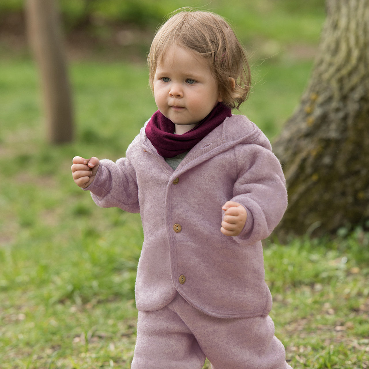 Engel Baby Jacke mit Kapuze und Knöpfen aus Schurwolle / Fleece