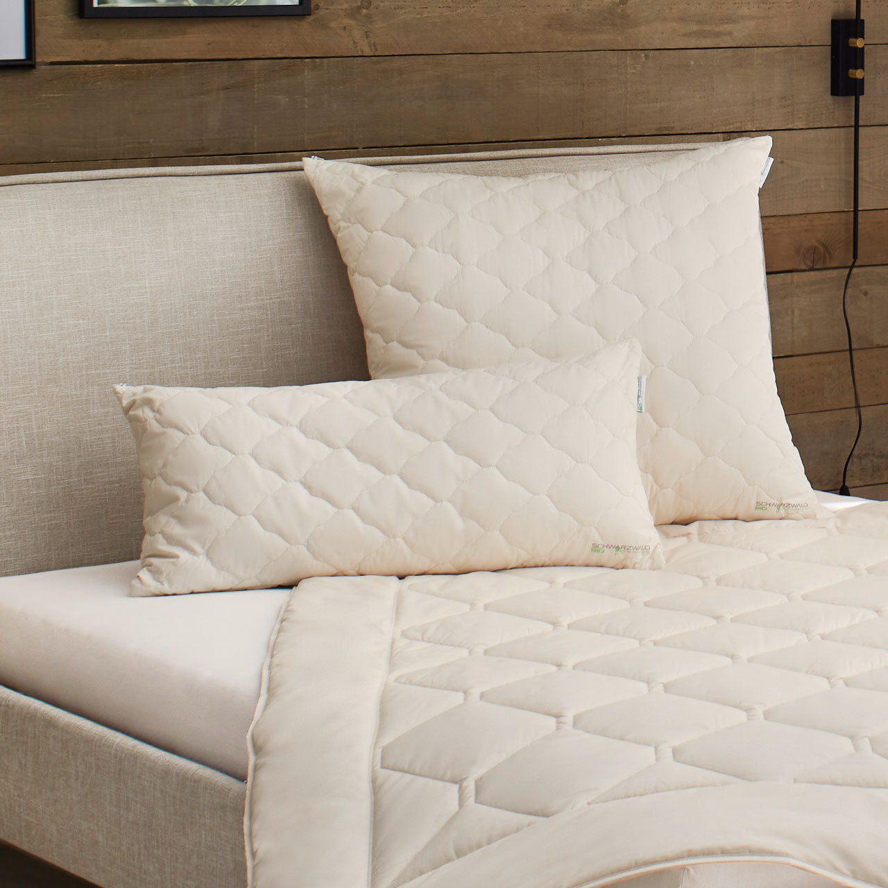 OBB Schwarzwald Bio Barbara Kopfkissen mit Bio Baumwolle-Füllung