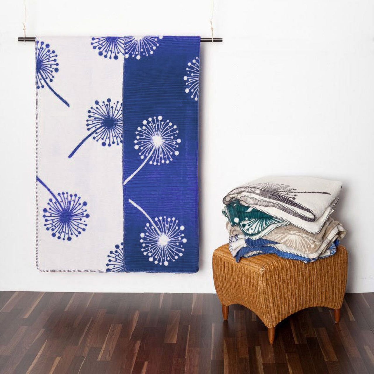 Richter Pusteblume Wohndecke aus Bio Baumwolle