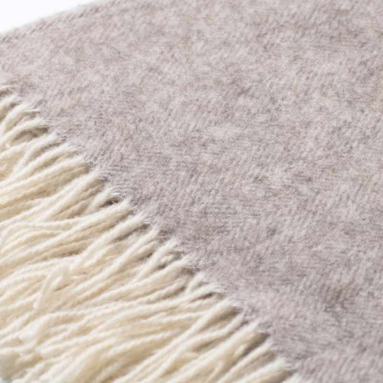 Island Wollparadies Mara Emma Wolldecke aus Merinowolle