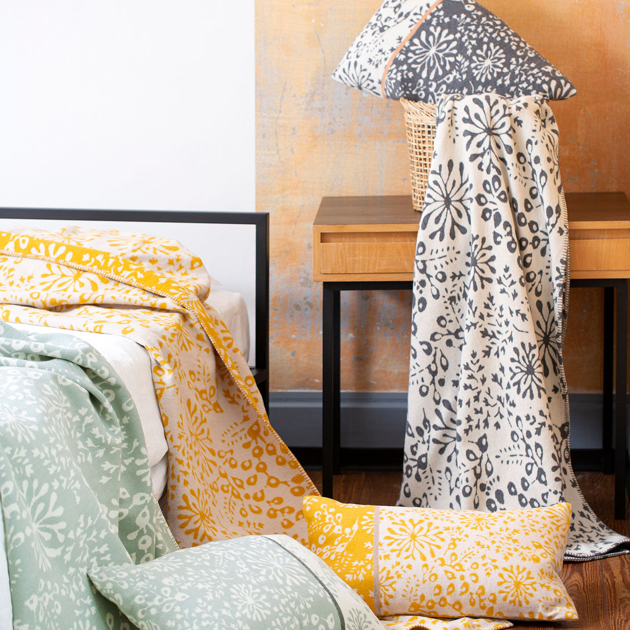 Fussenegger Jade Wohndecke aus Bio Baumwolle