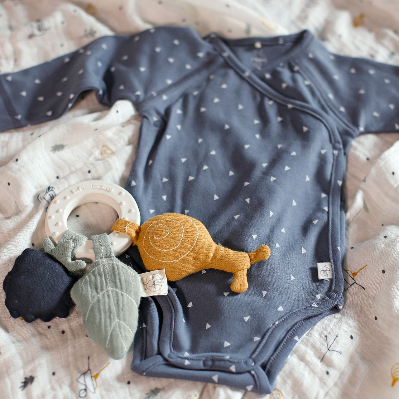 Lässig Cozy Colors Baby-Wickelbody Langarm aus Bio Baumwolle
