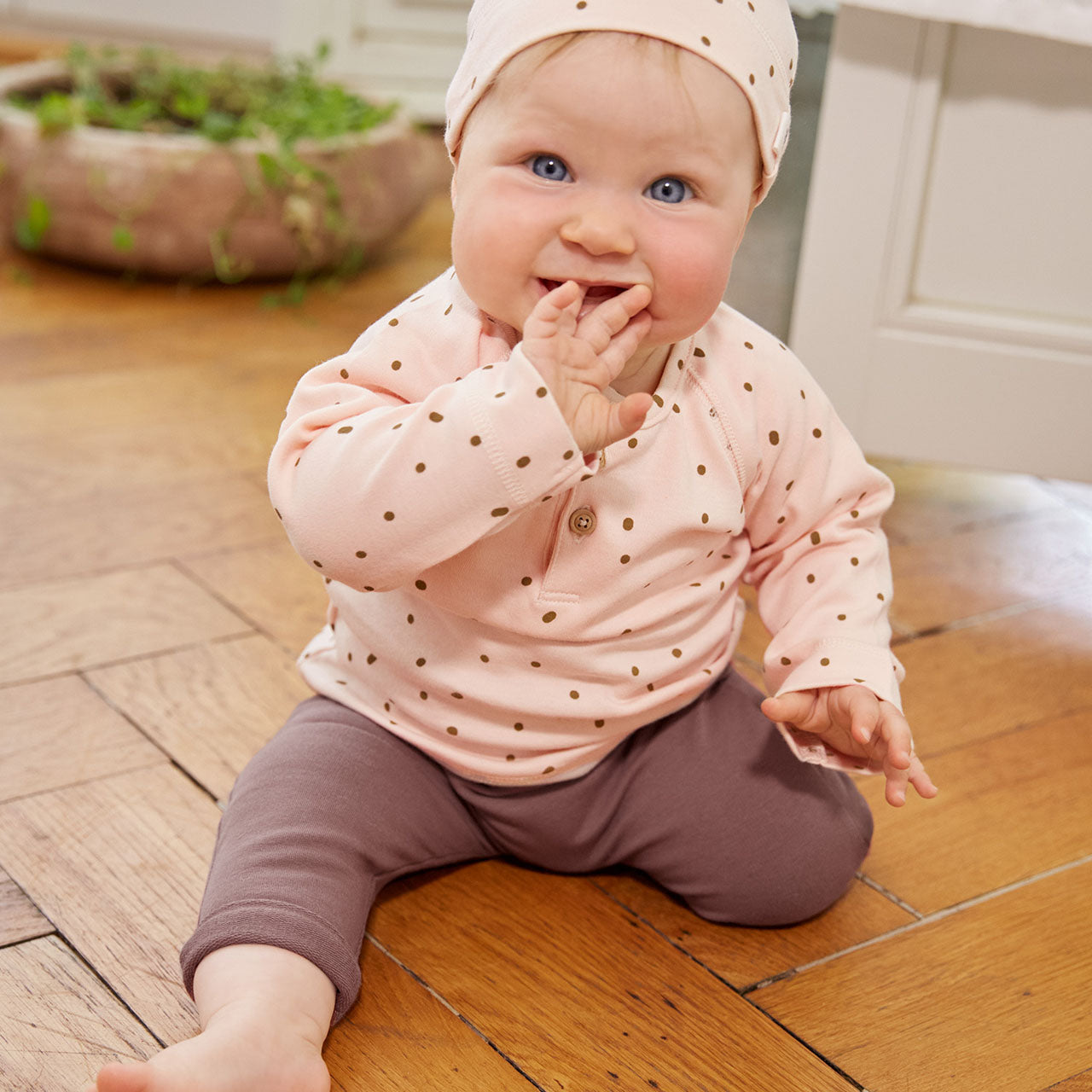 Lässig Cozy Colors Baby Langarm-Shirt aus Bio Baumwolle