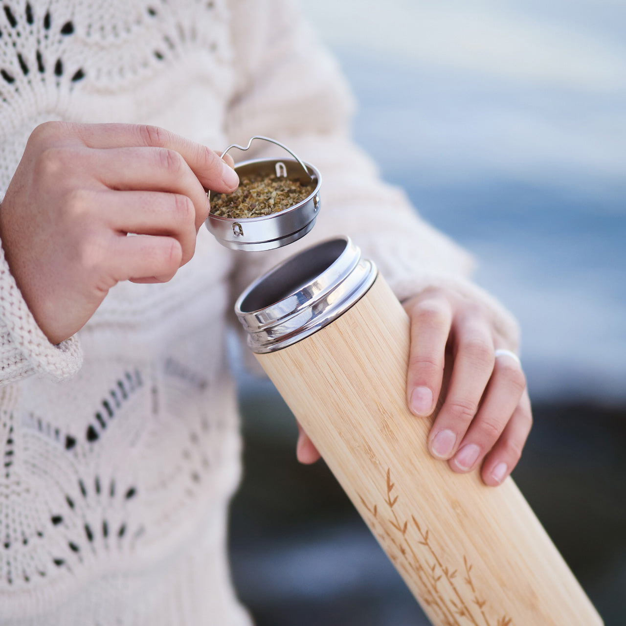 Pandoo Thermobecher aus Edelstahl / Bambus