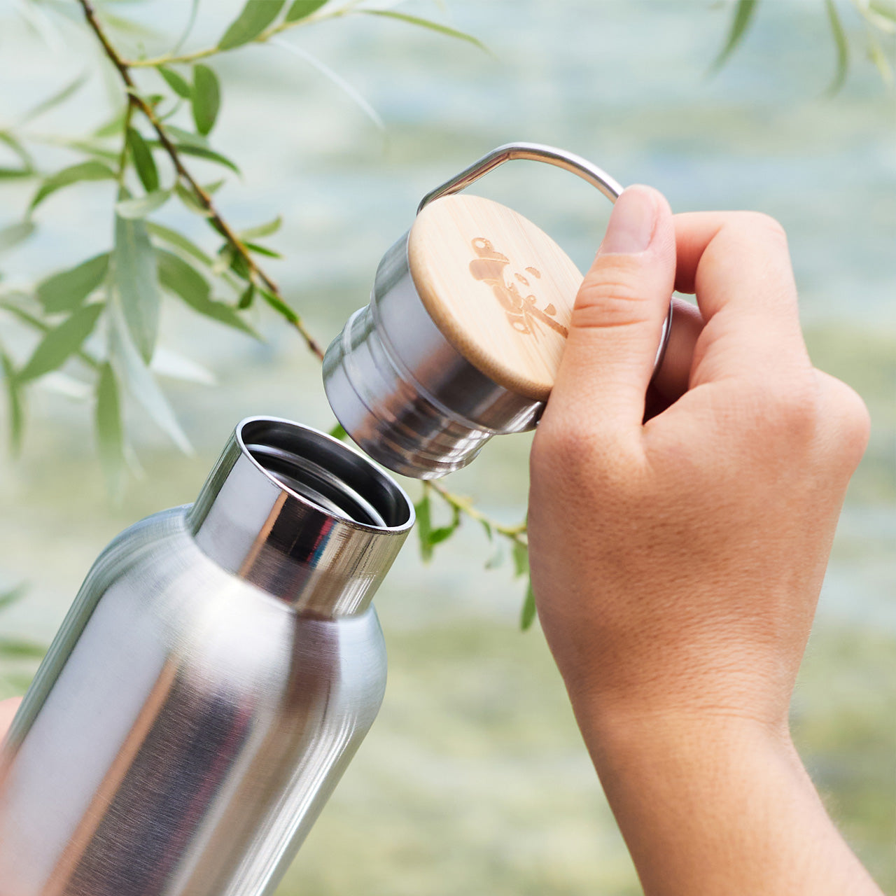 Pandoo Thermo Trinkflasche aus Edelstahl