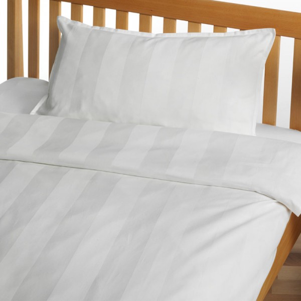 Passt tatsächlich überall zur Bettwäsche: Farbe Weiß